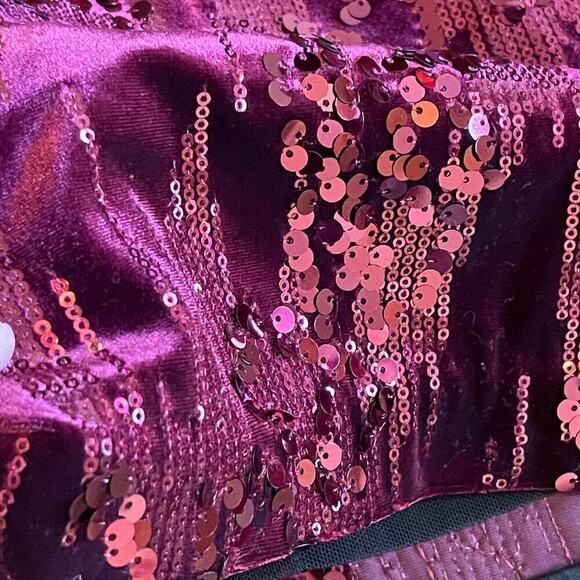 NWT Alexia Admor Women's Sequins Velvet Cold Shoulder Blouse Size M - Picture 5 of 9